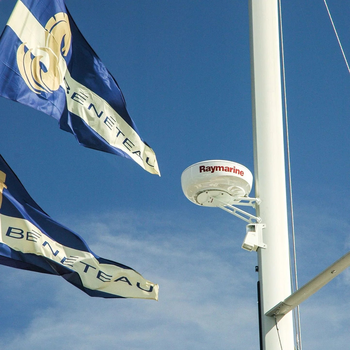 Scanstrut M92698 M92698 M92698 Mast Mount for Raymarine RD424