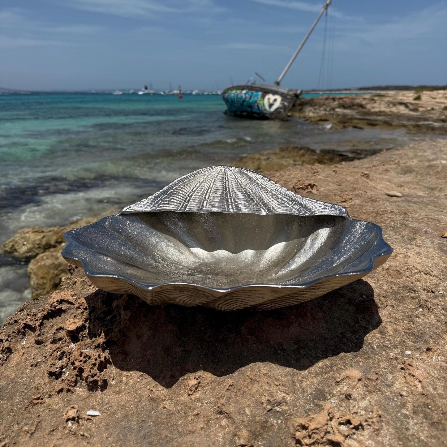 Clamshell Solid Champagne Ice Bucket ~ Wine Cooler